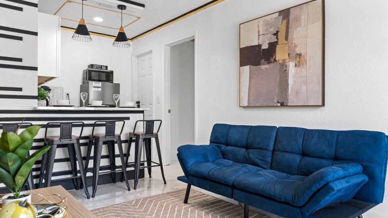 Photo of Livingroom in Bay Crest Park