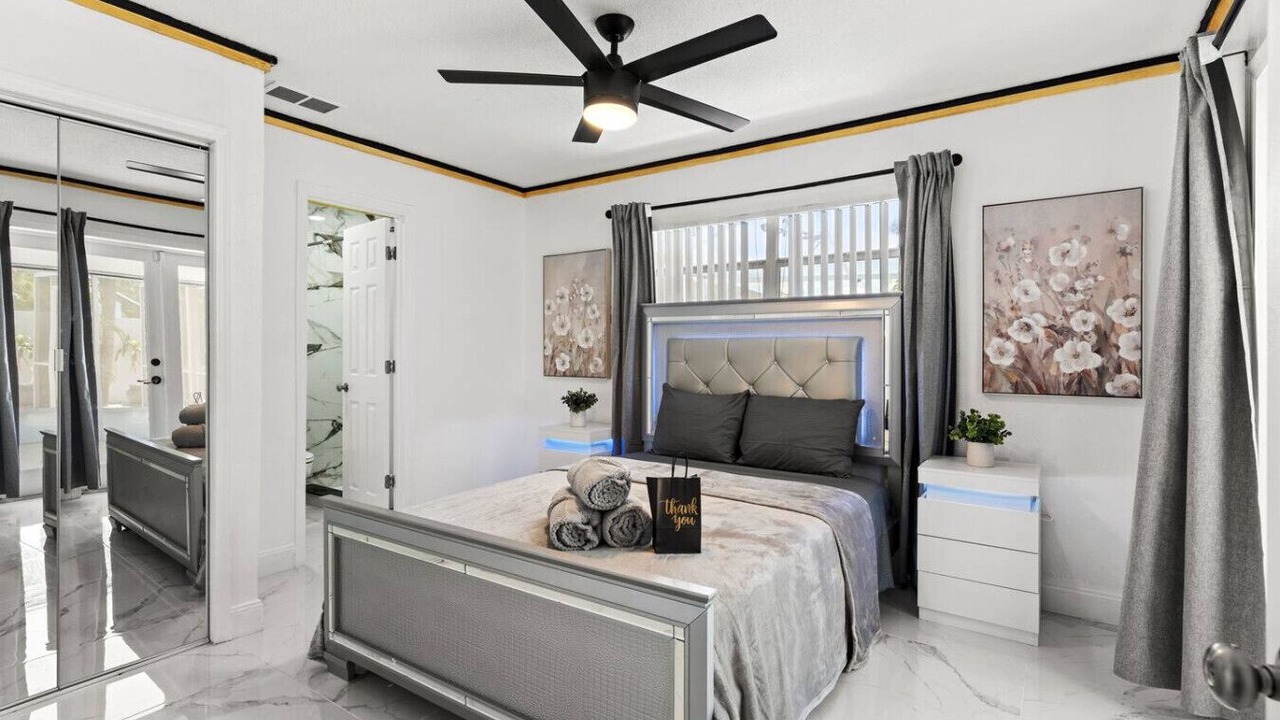Photo of Bedroom in Bay Crest Park