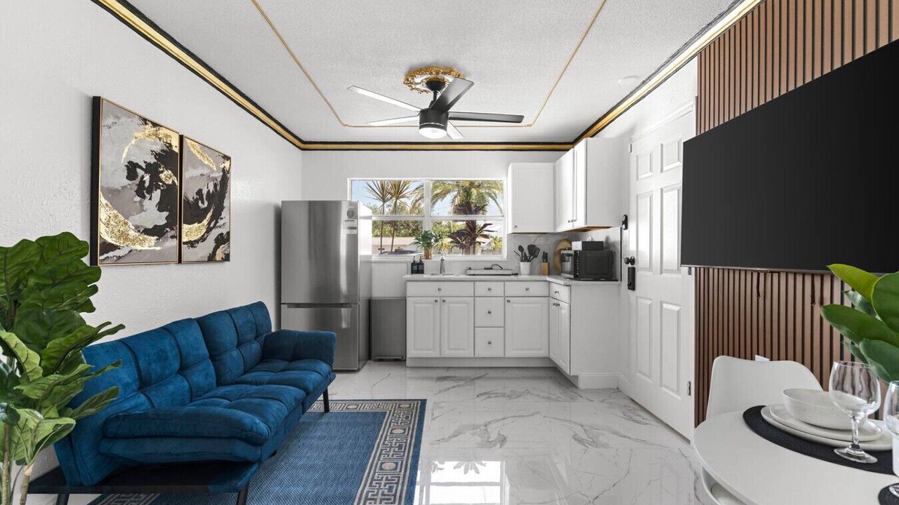 Photo of Livingroom in Bay Crest Park