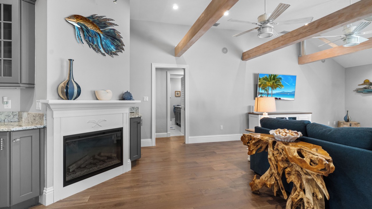 Photo of Livingroom in Royal Harbor