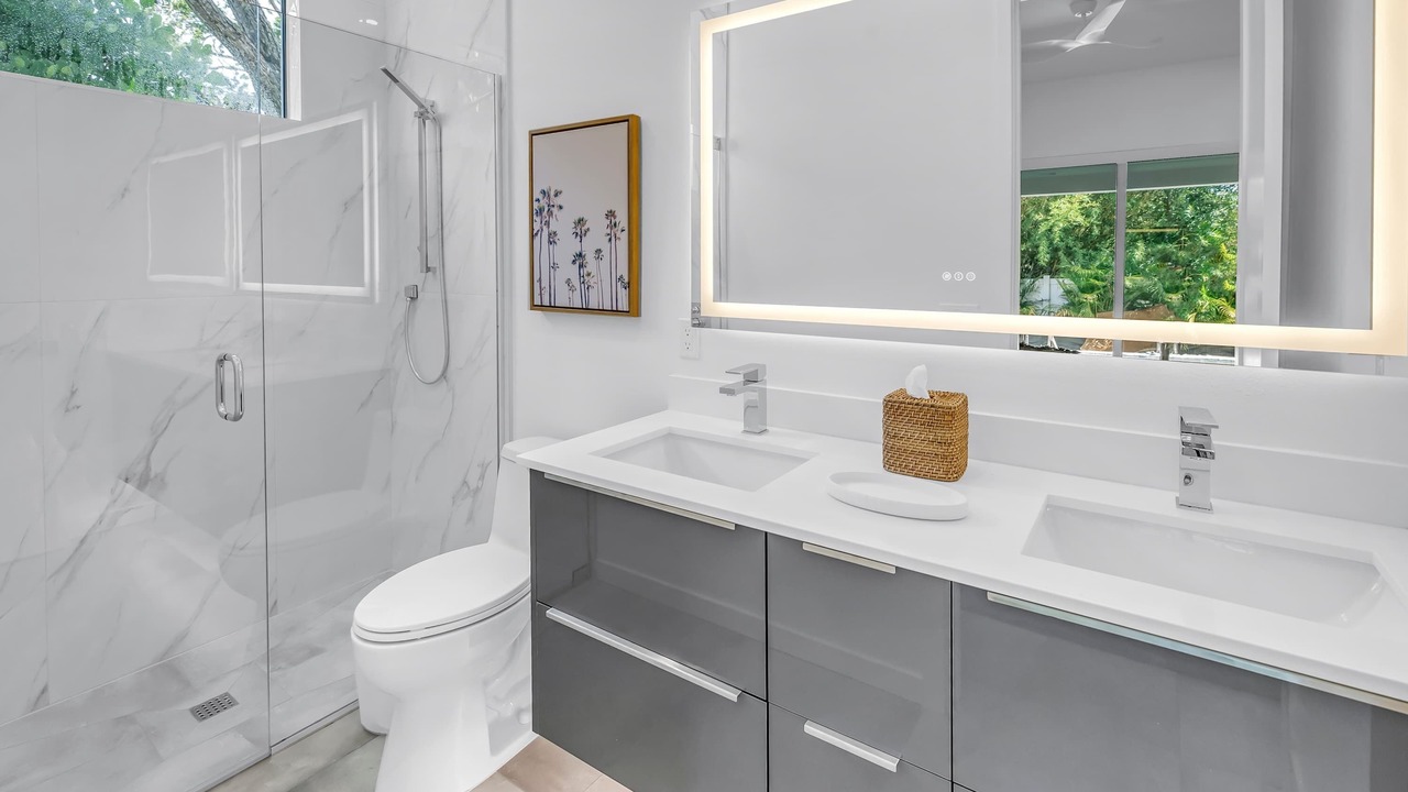Photo of Bathroom in Arlington Park