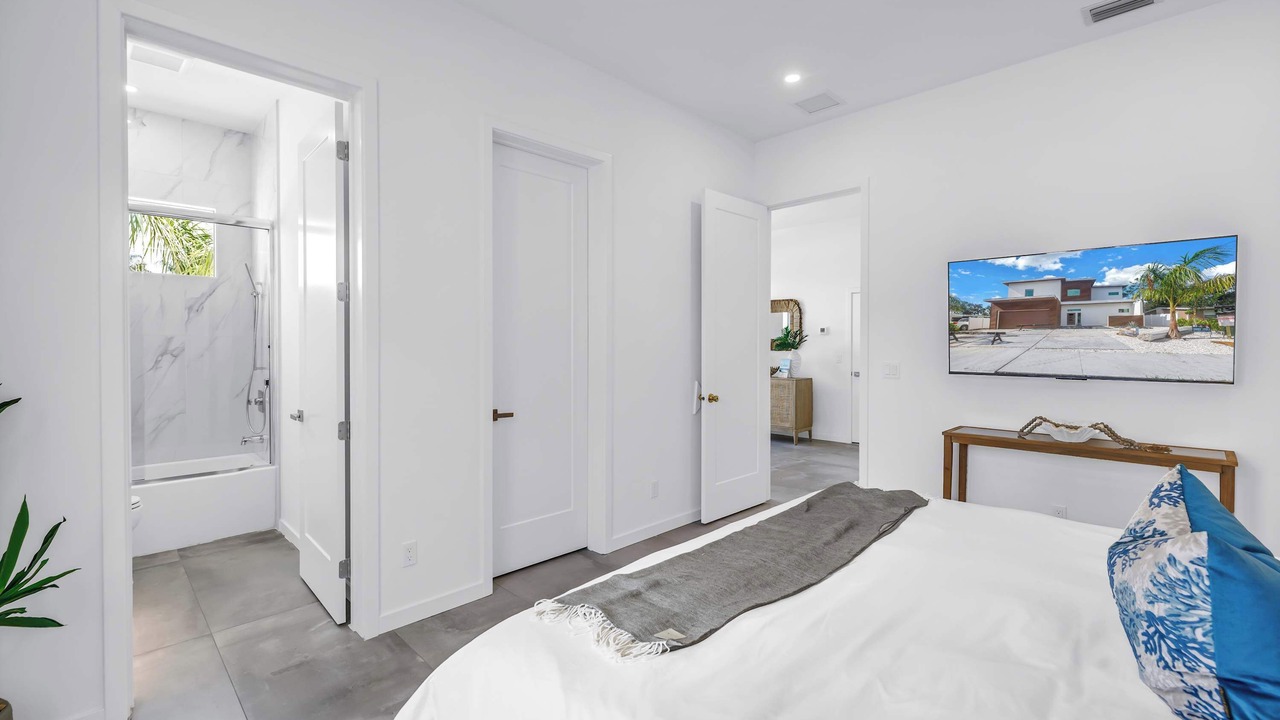 Photo of Bedroom in Arlington Park