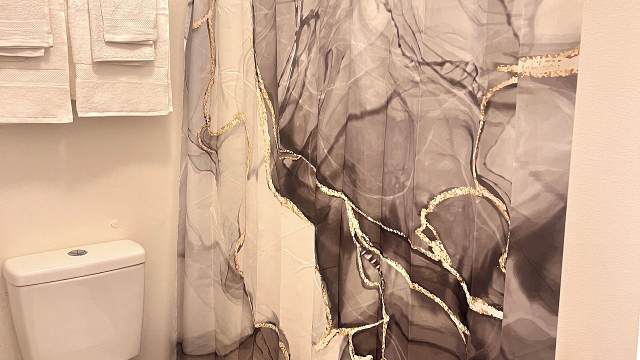 Photo of Bathroom in Niceville