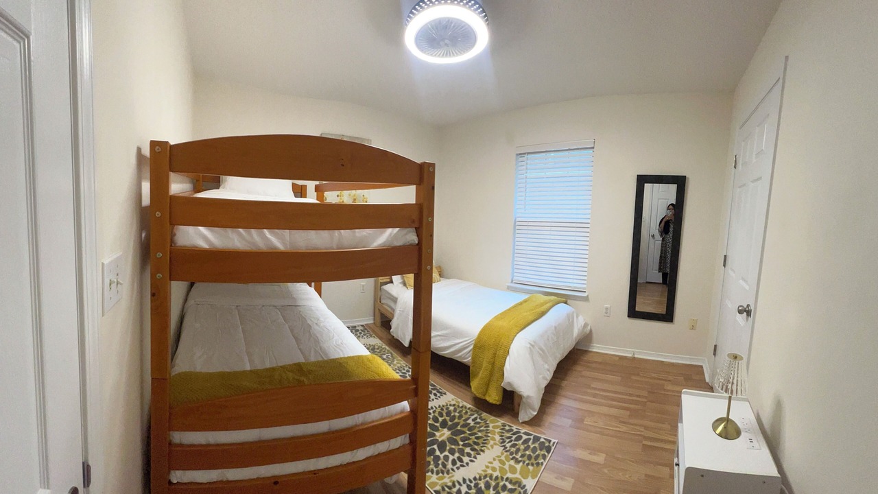 Photo of Bedroom in Niceville