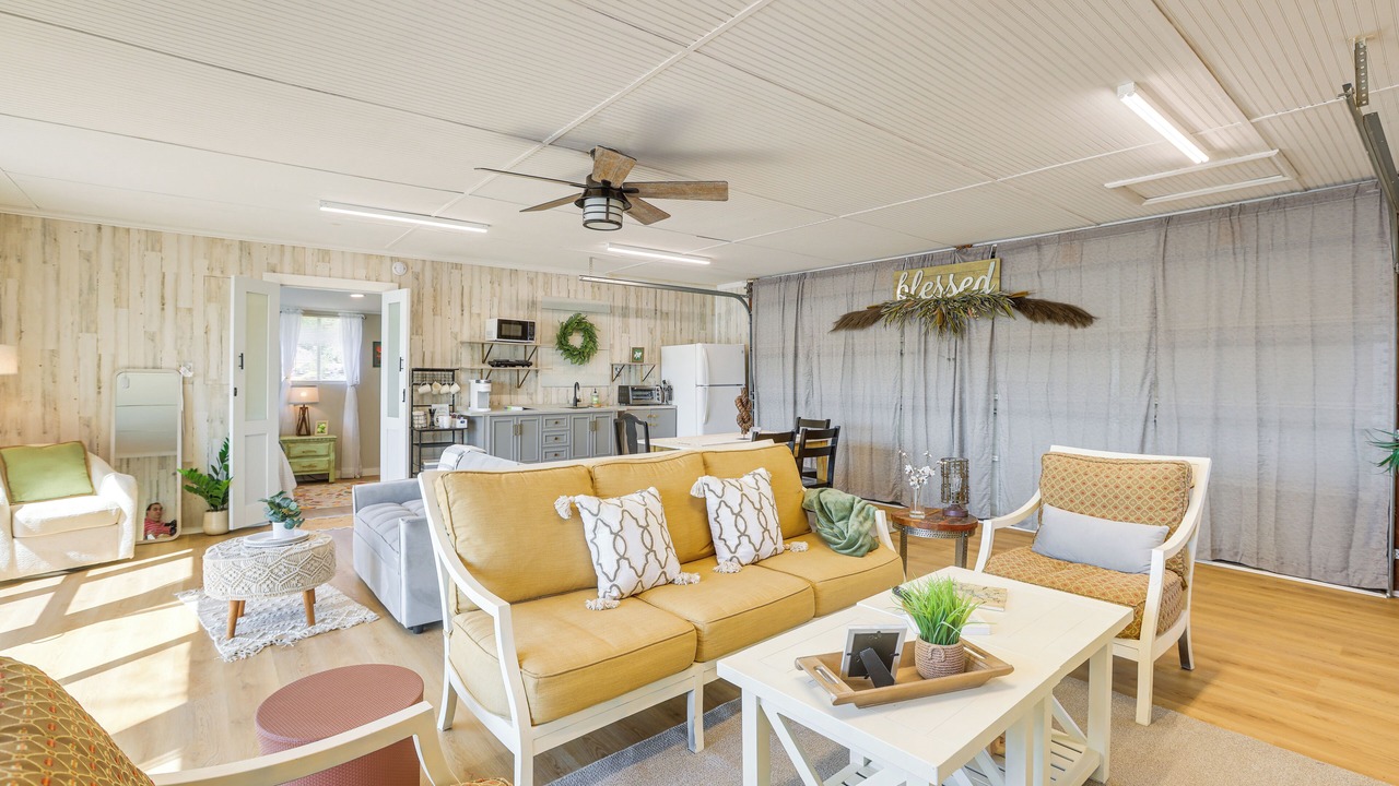 Photo of Livingroom in Wilsonville