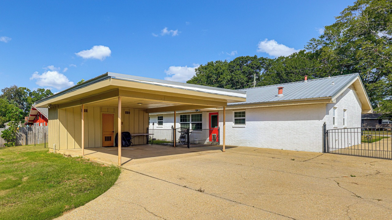 Photo of Outdoor in Prattville