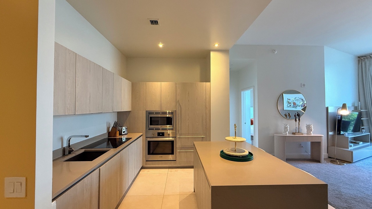 Photo of Kitchen in Hollywood South Central Beach