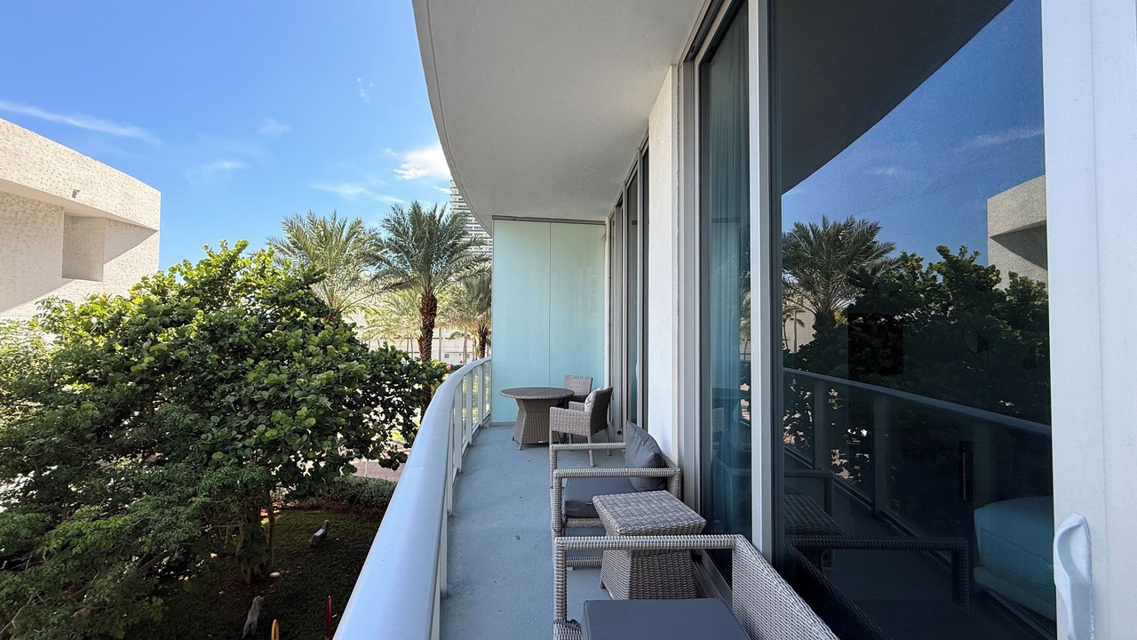 Photo of Outdoor in Hollywood South Central Beach