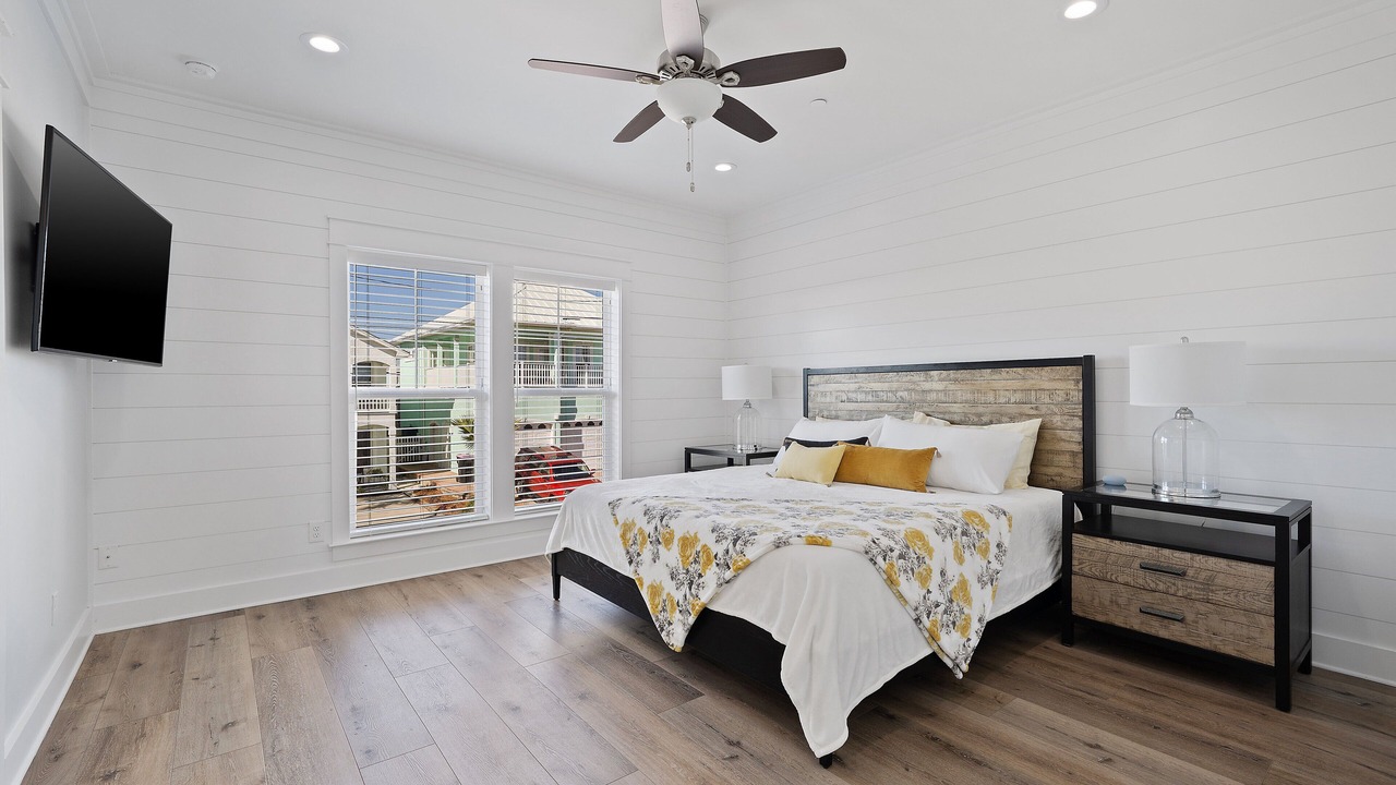 Photo of Bedroom in Fort Bay