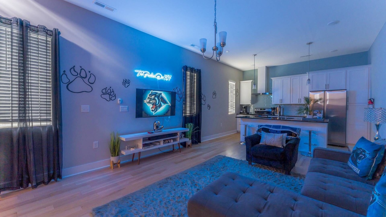 Photo of Livingroom in Third Ward