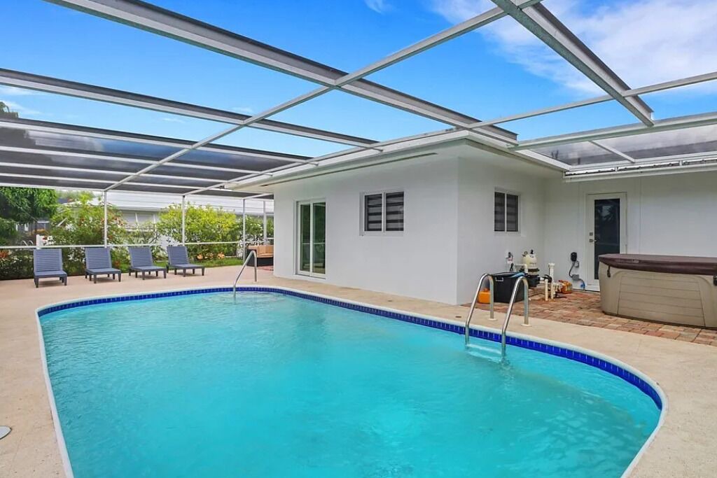Photo of Outdoor in Lochmoor Waterway Estates