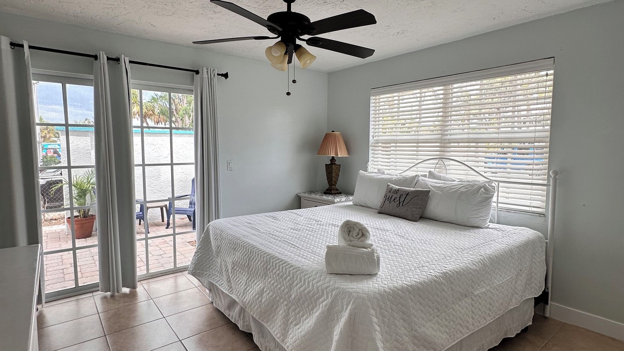 Photo of Bedroom in Holmes Beach