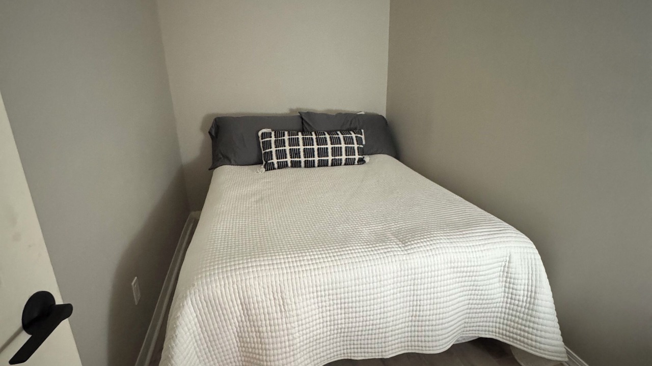 Photo of Bedroom in Pelican