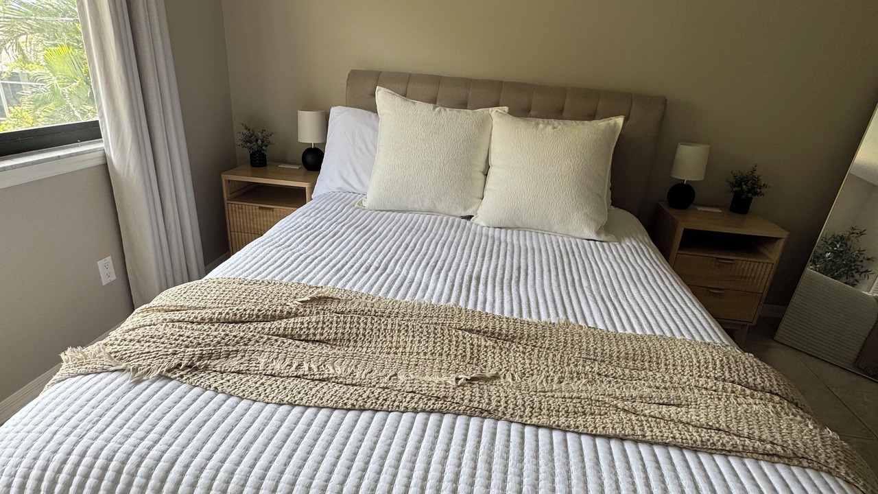 Photo of Bedroom in Pelican
