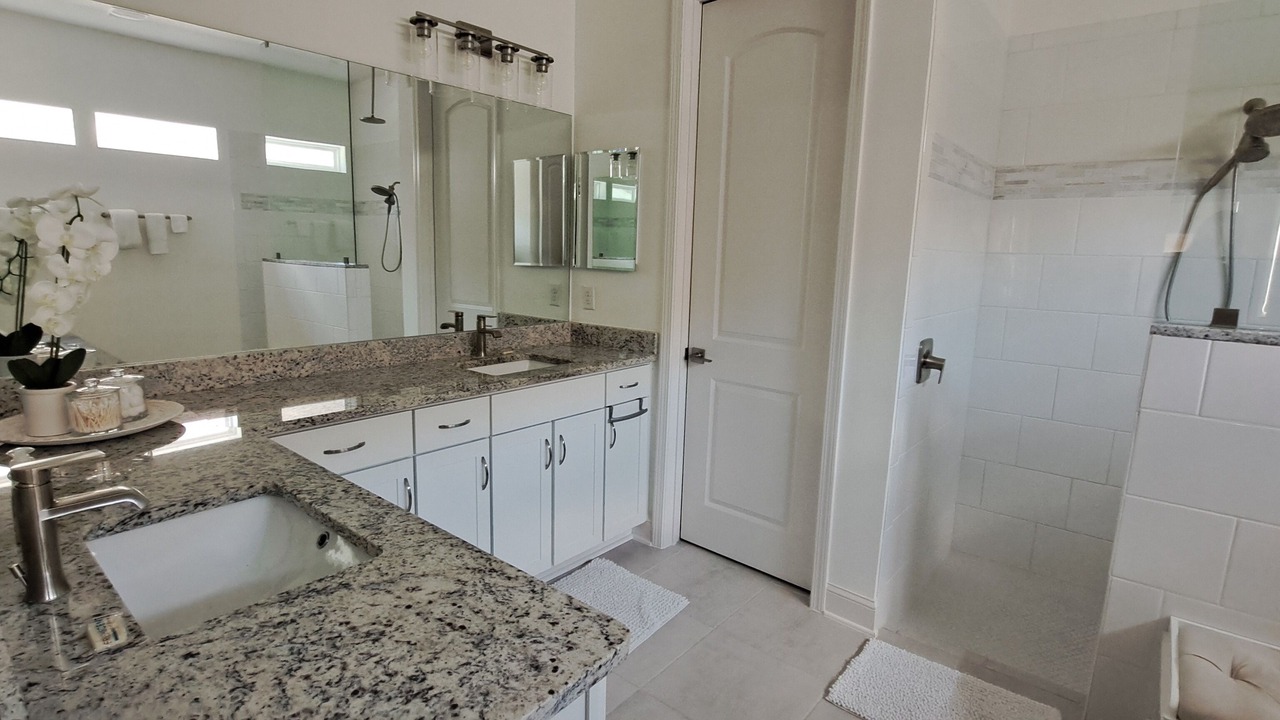 Photo of Bathroom in Green Cove Springs