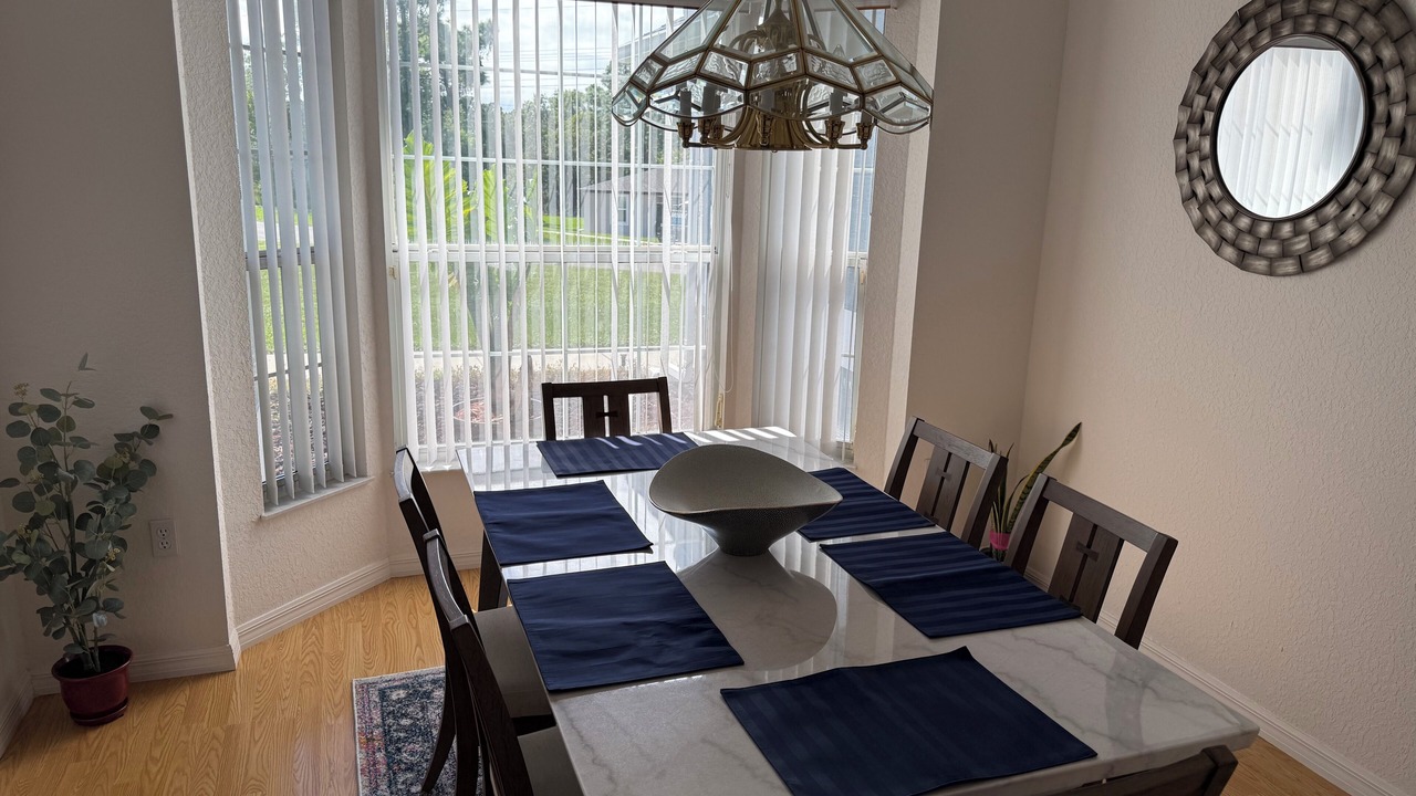 Photo of Livingroom in Spring Hill