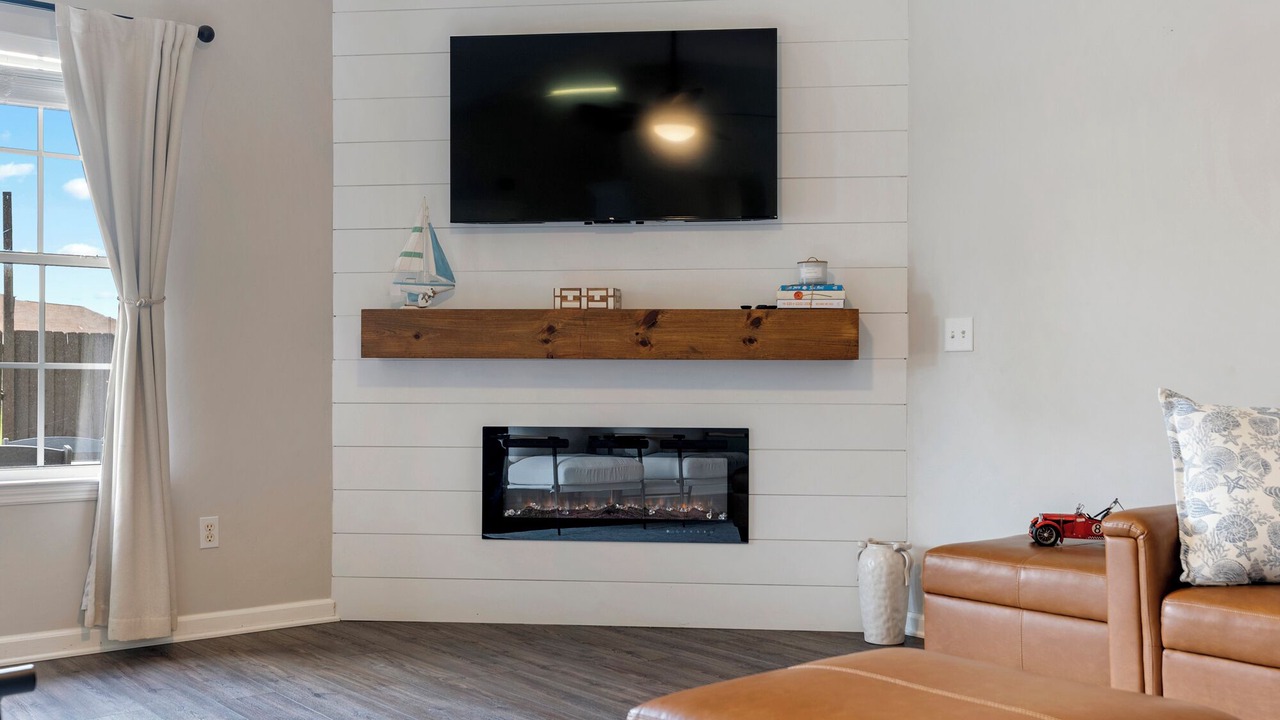 Photo of Livingroom in Upper Grand Lagoon