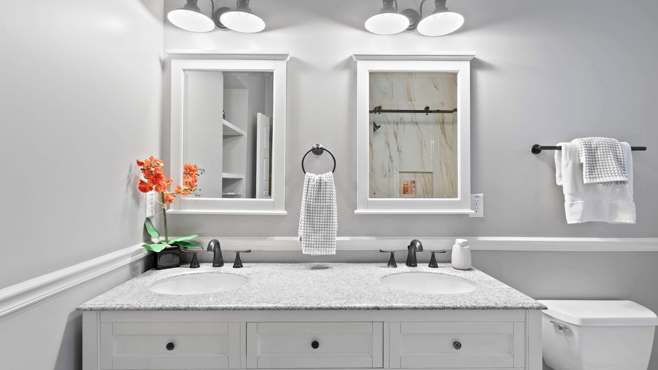 Photo of Bathroom in Riverside Heights