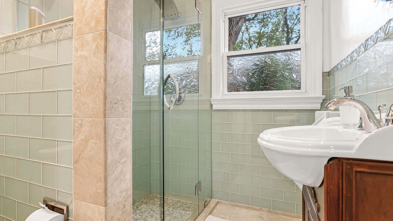 Photo of Bathroom in Riverside Heights