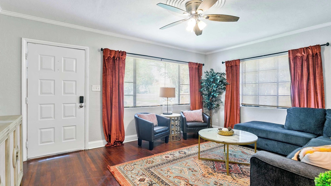 Photo of Bedroom in Riverside Heights