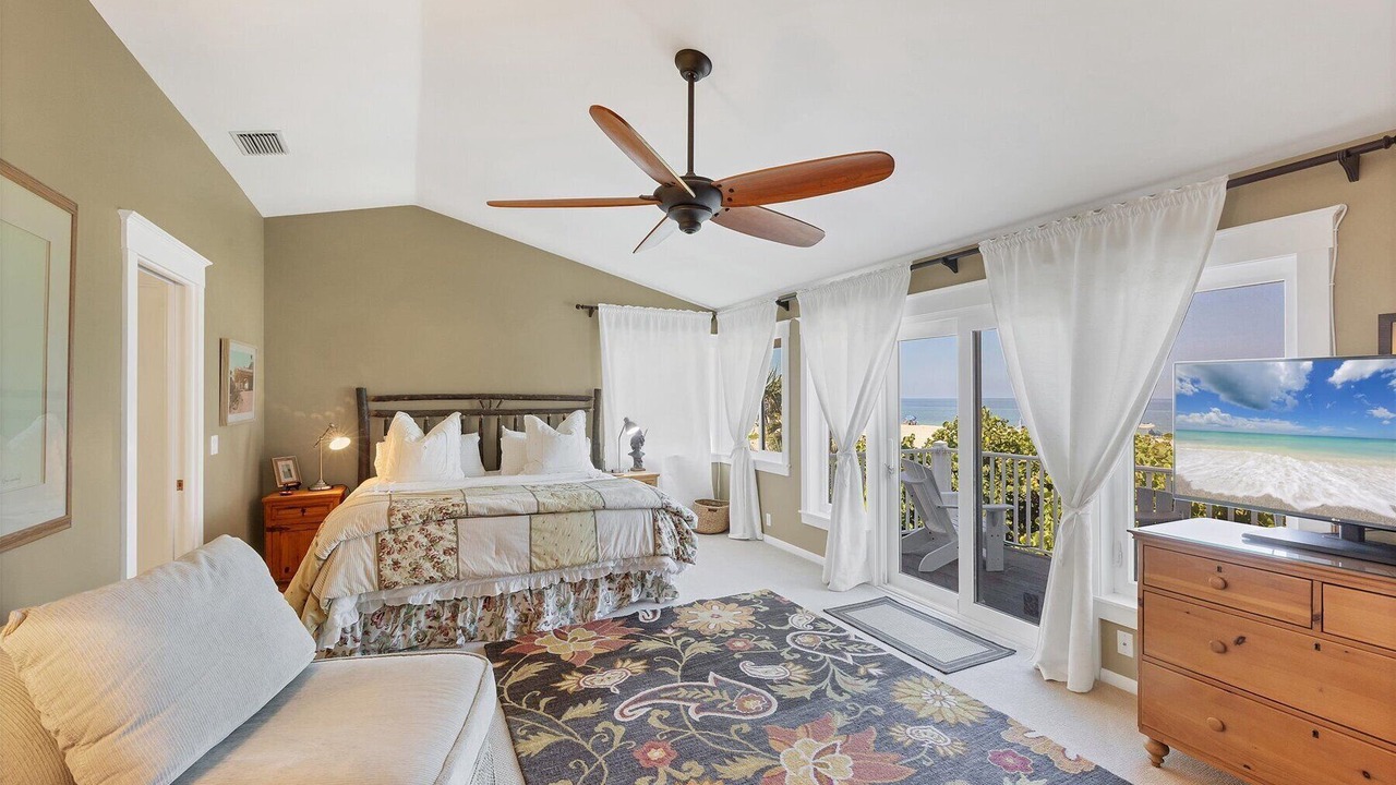 Photo of Bedroom in Boca Grande