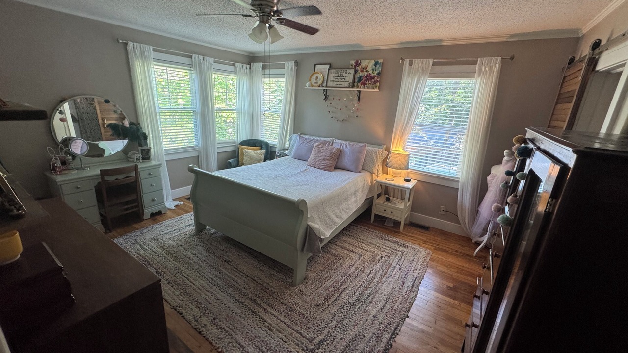 Photo of Bedroom in Opelika
