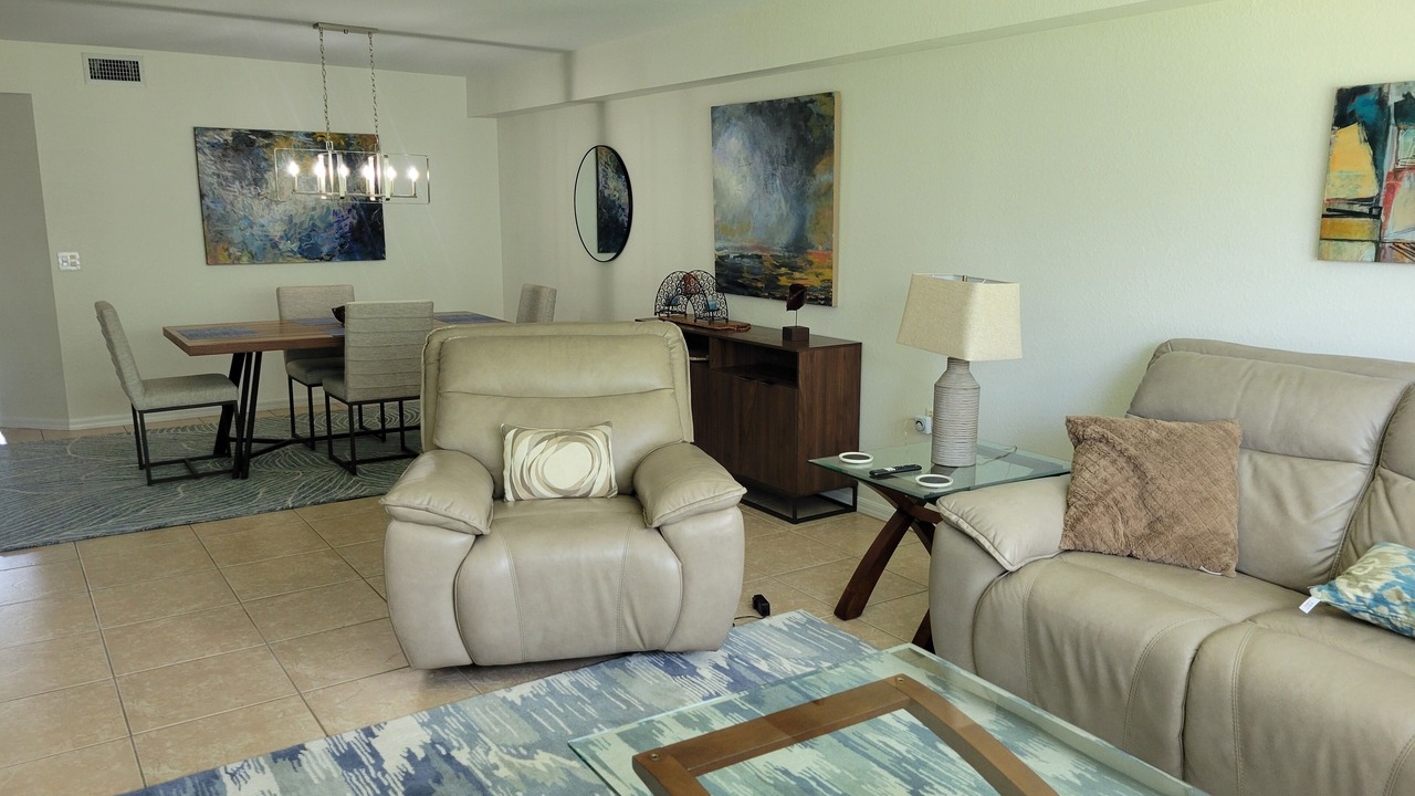 Photo of Livingroom in Fountain Lakes