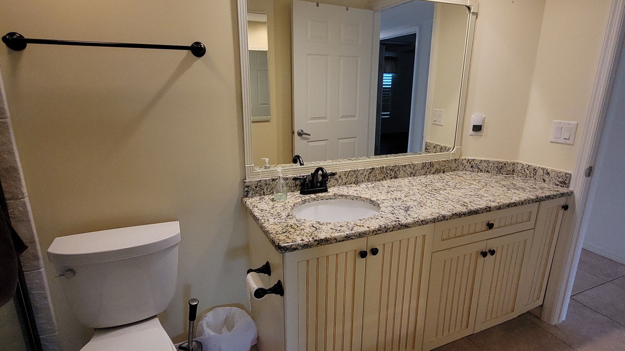 Photo of Bathroom in Fountain Lakes