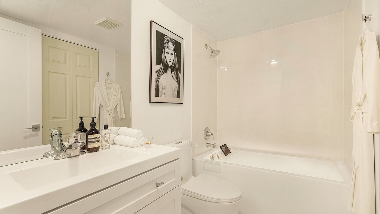 Photo of Bathroom in Iona