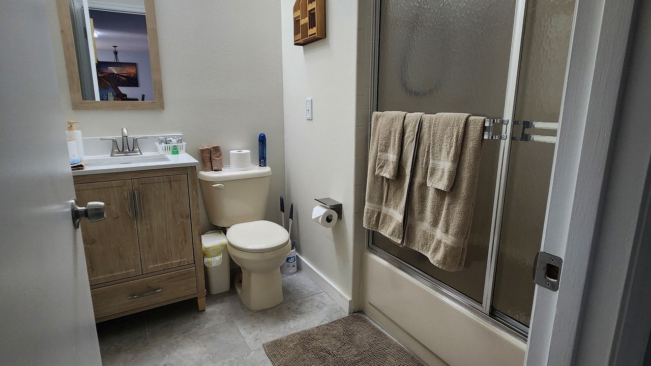 Photo of Bathroom in Dunnellon