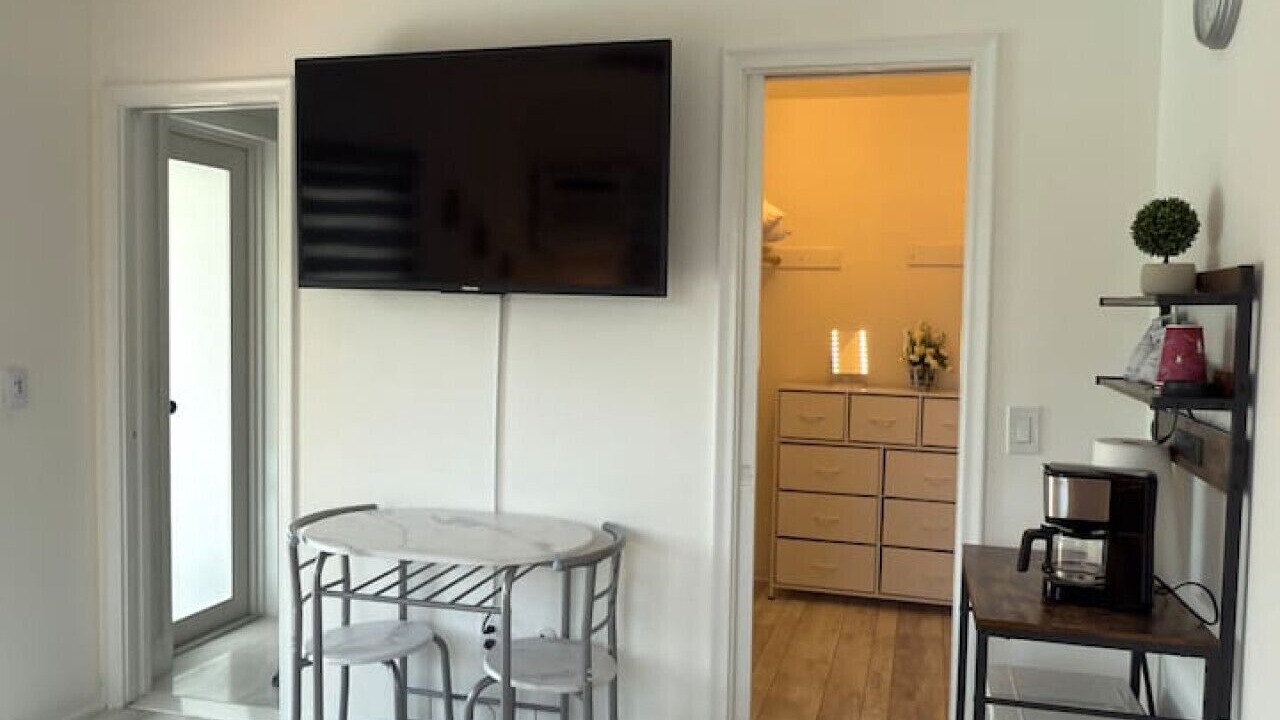 Photo of Bedroom in Lake Clarke Shores
