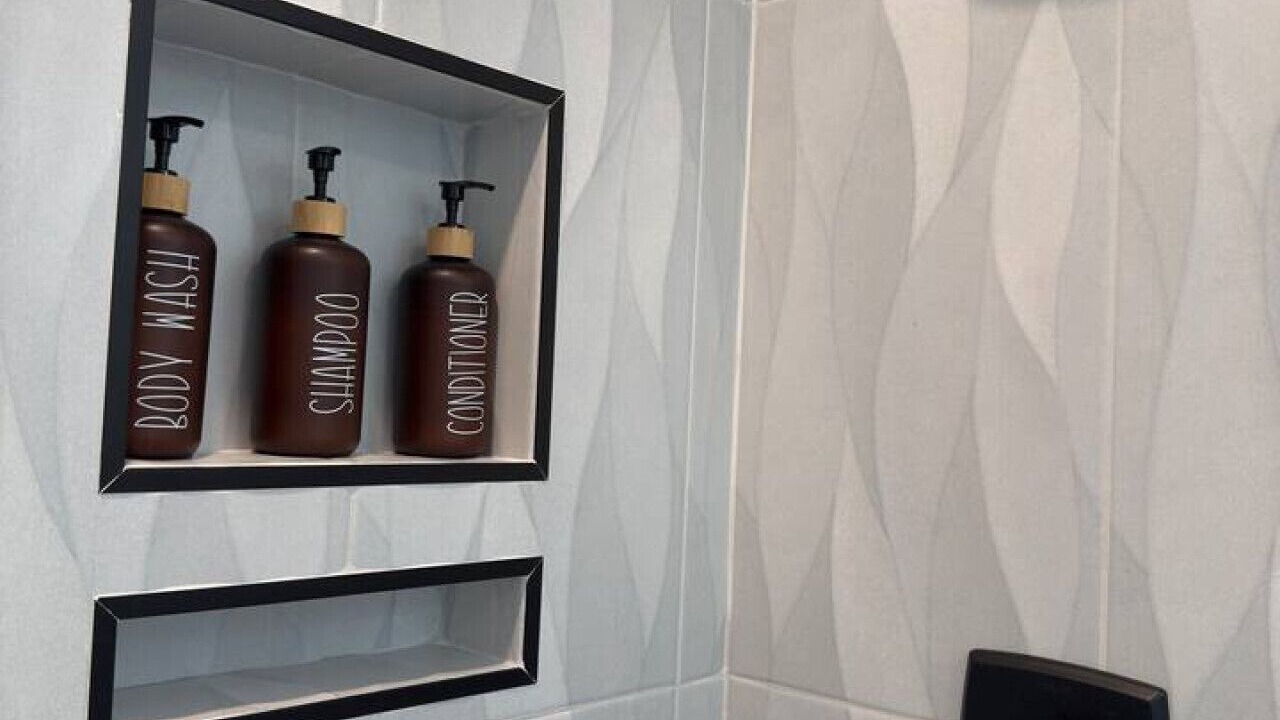 Photo of Bathroom in Lake Clarke Shores