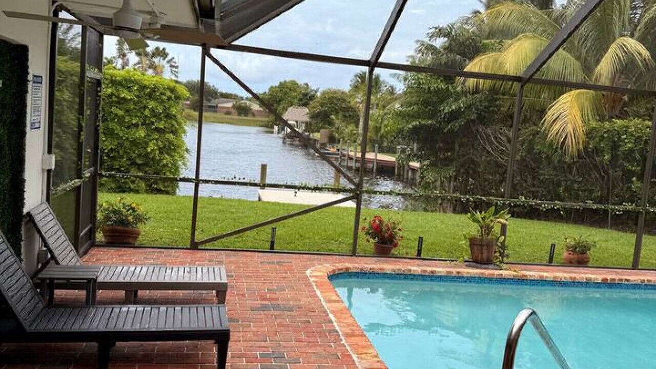 Photo of Outdoor in Lake Clarke Shores