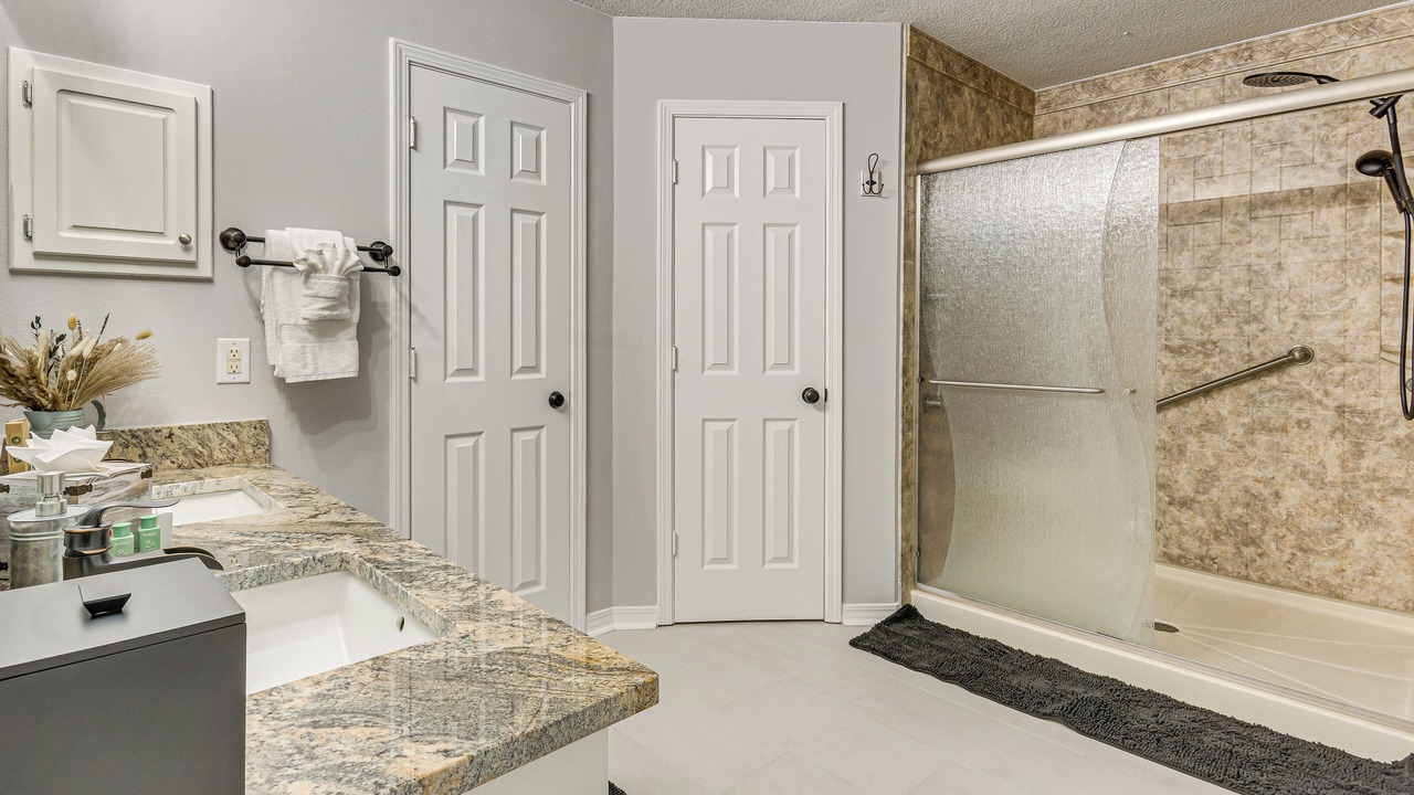 Photo of Bathroom in Gulf Breeze