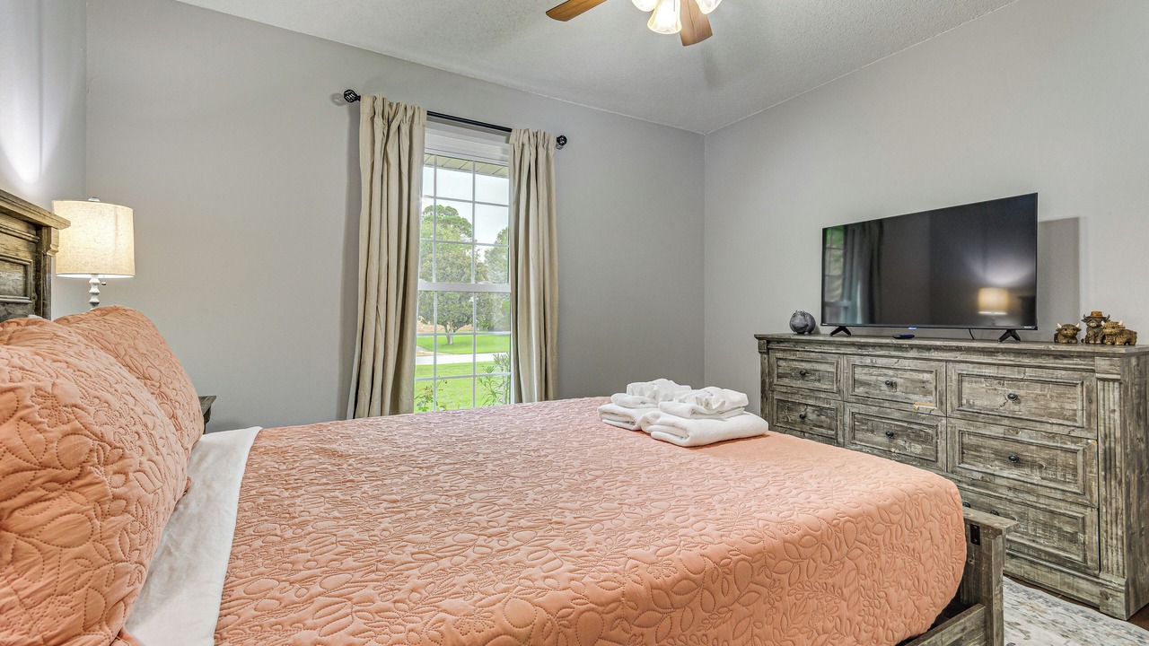 Photo of Bedroom in Gulf Breeze