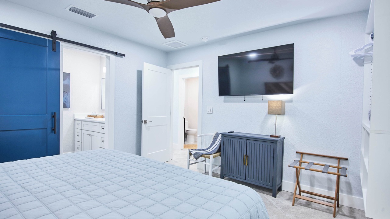 Photo of Bedroom in Springs at Kings Bay