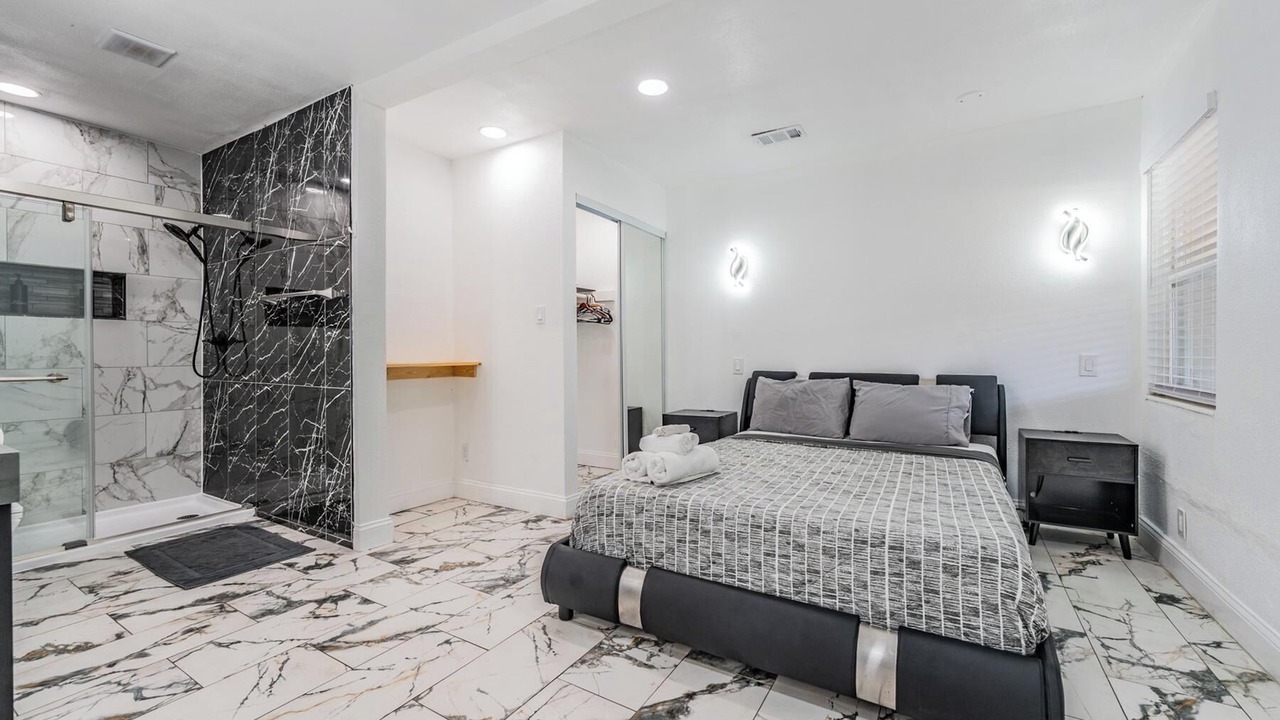 Photo of Bedroom in St. Petersburg - Clearwater
