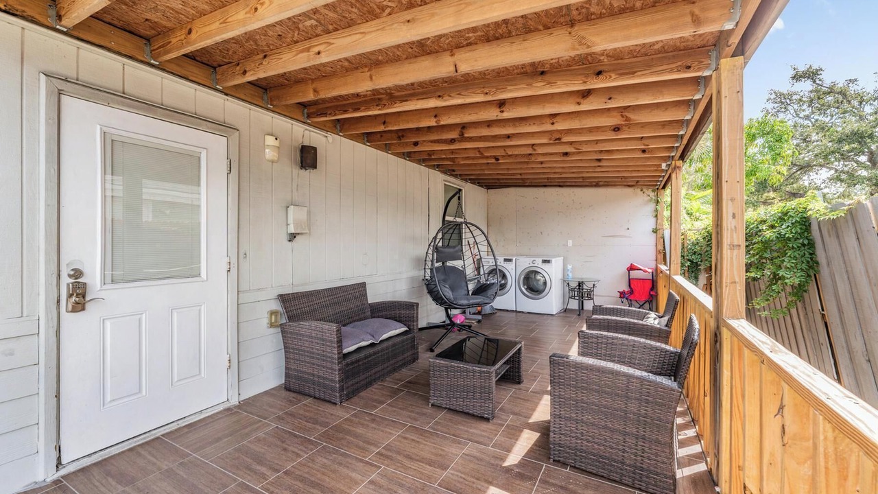 Photo of Patio Balcony in St. Petersburg - Clearwater
