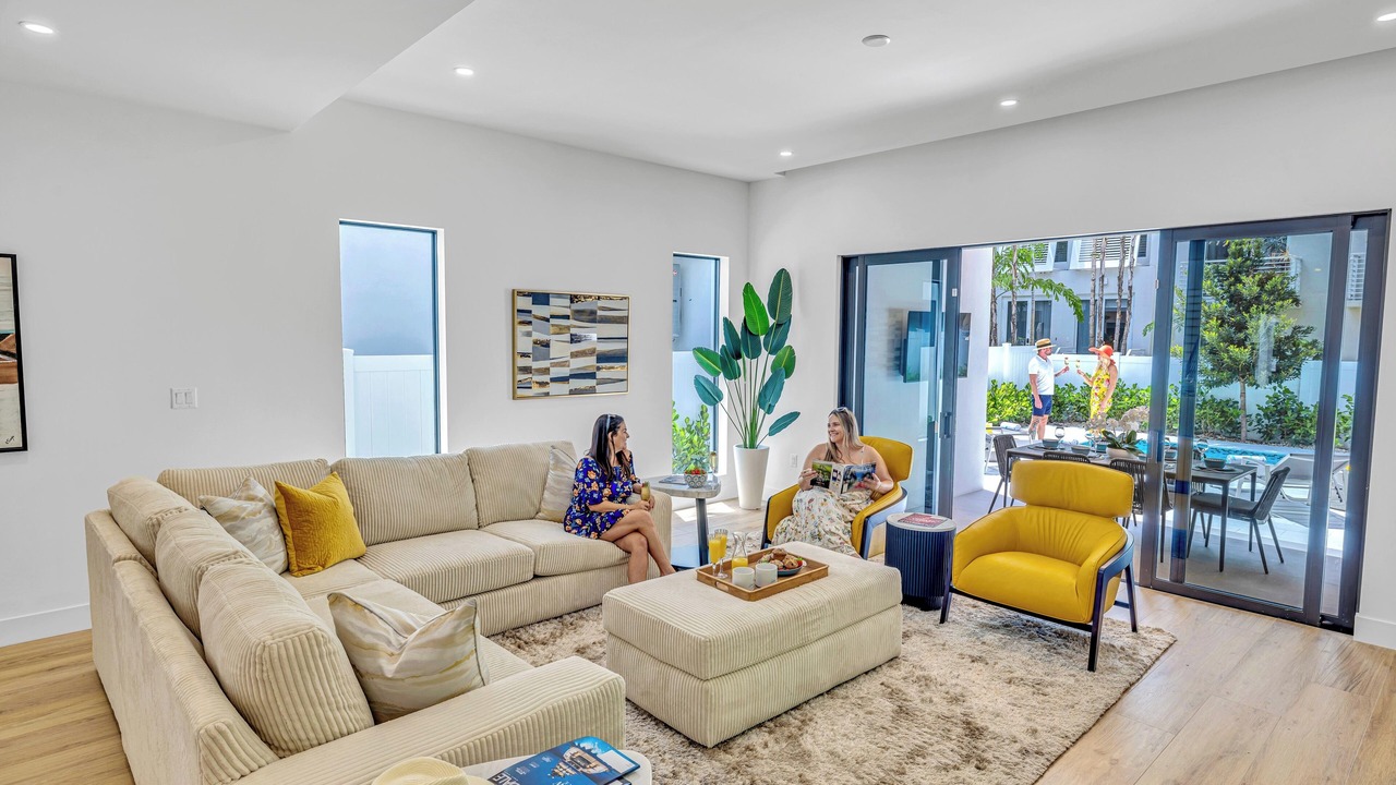 Photo of Livingroom in Harbordale