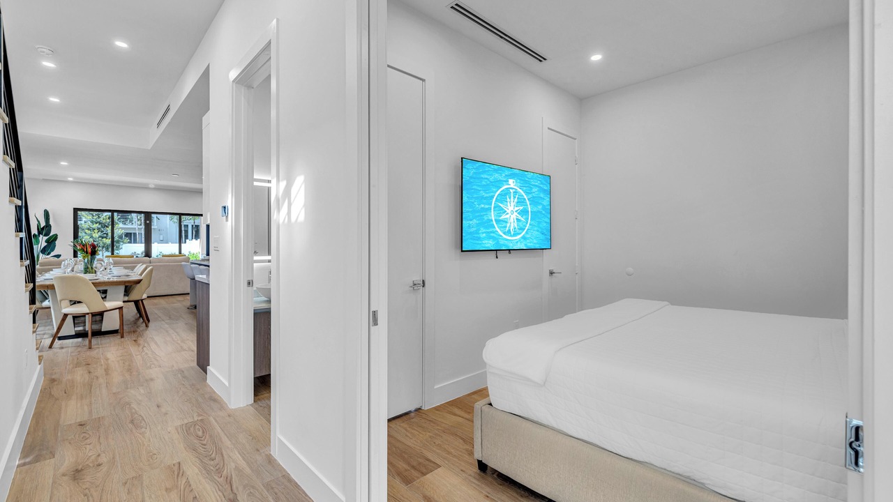 Photo of Bedroom in Harbordale