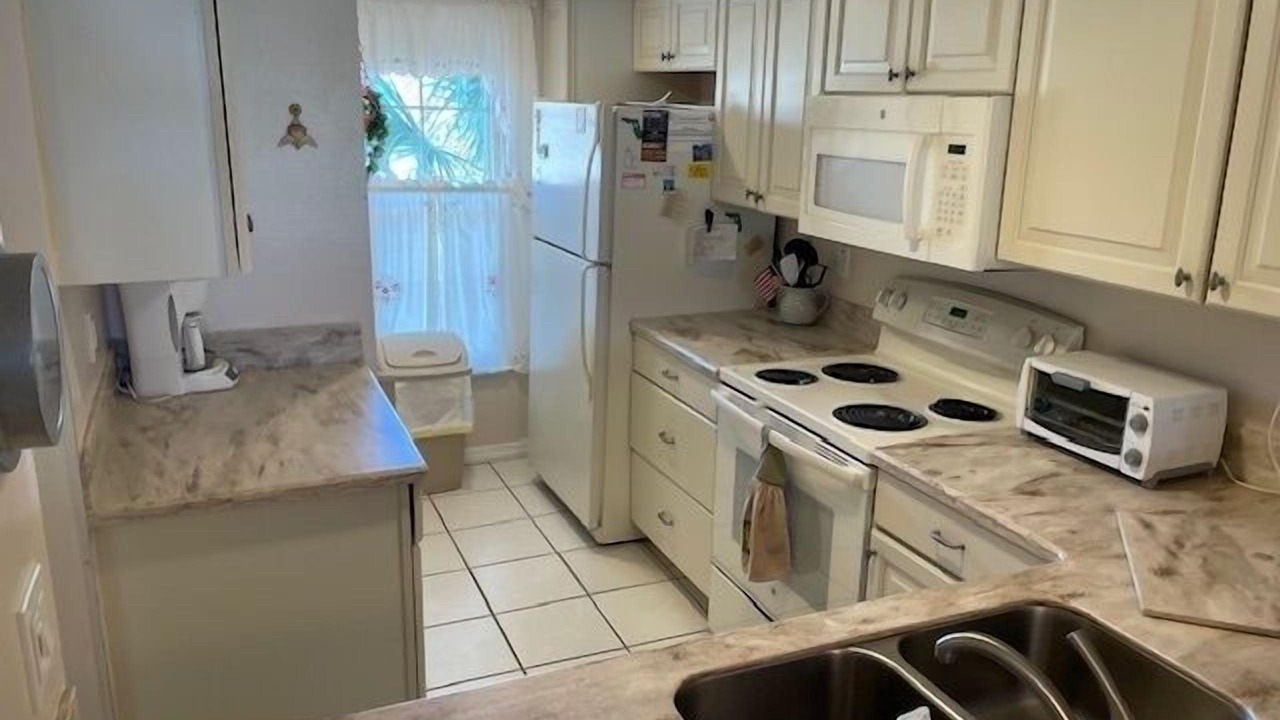 Photo of Kitchen in Point East