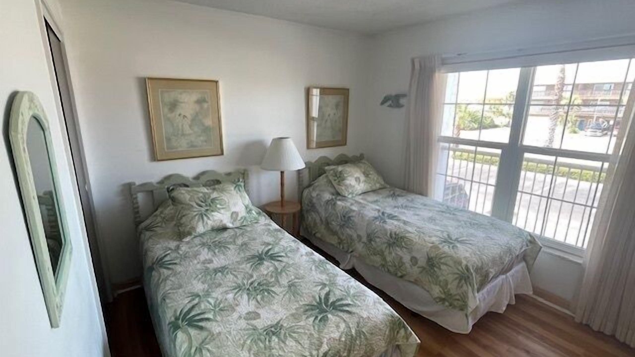 Photo of Bedroom in Point East