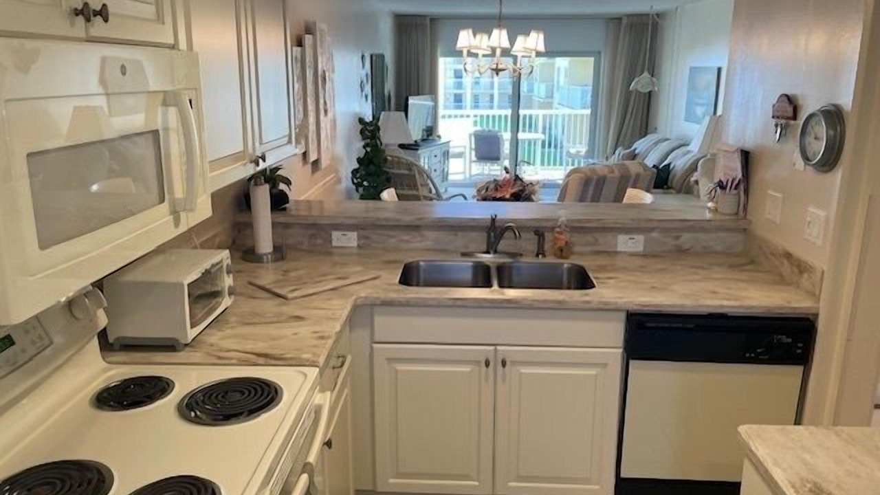 Photo of Kitchen in Point East