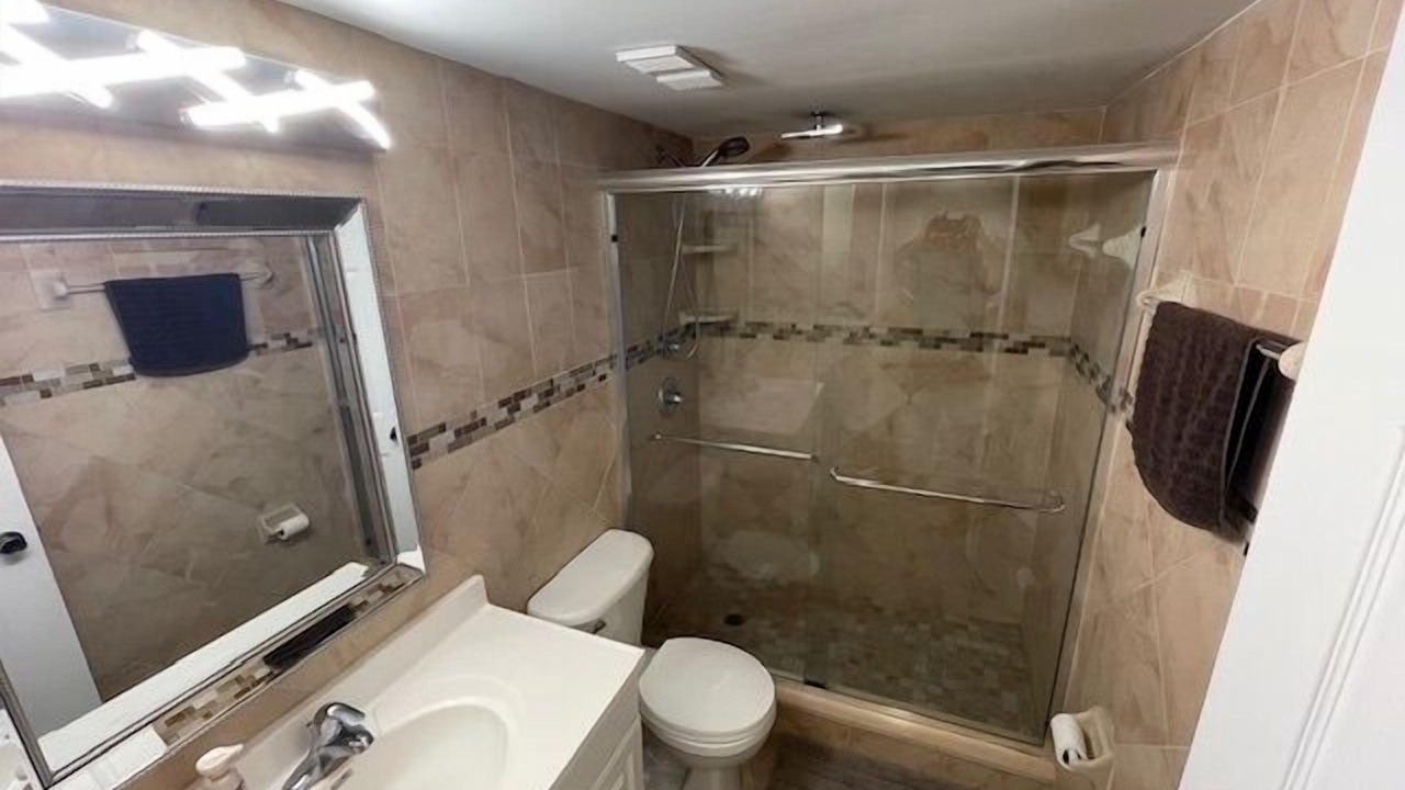 Photo of Bathroom in Point East