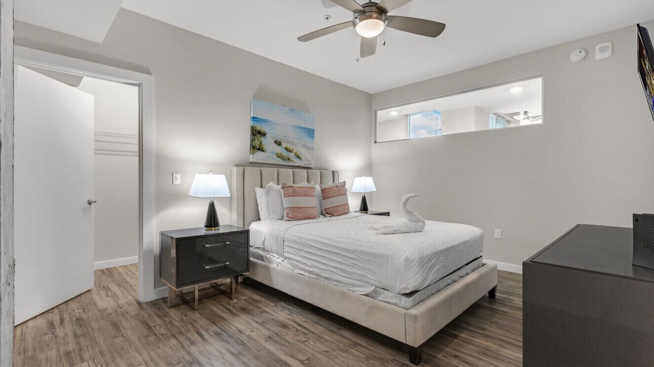 Photo of Bedroom in St. Petersburg - Clearwater