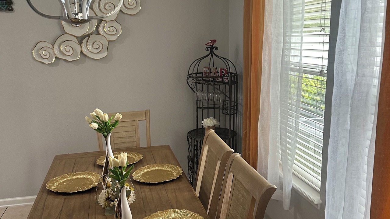 Photo of Bedroom in OakLeaf Plantation