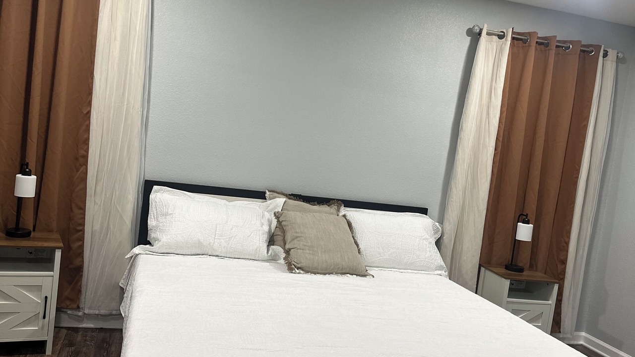 Photo of Bedroom in OakLeaf Plantation