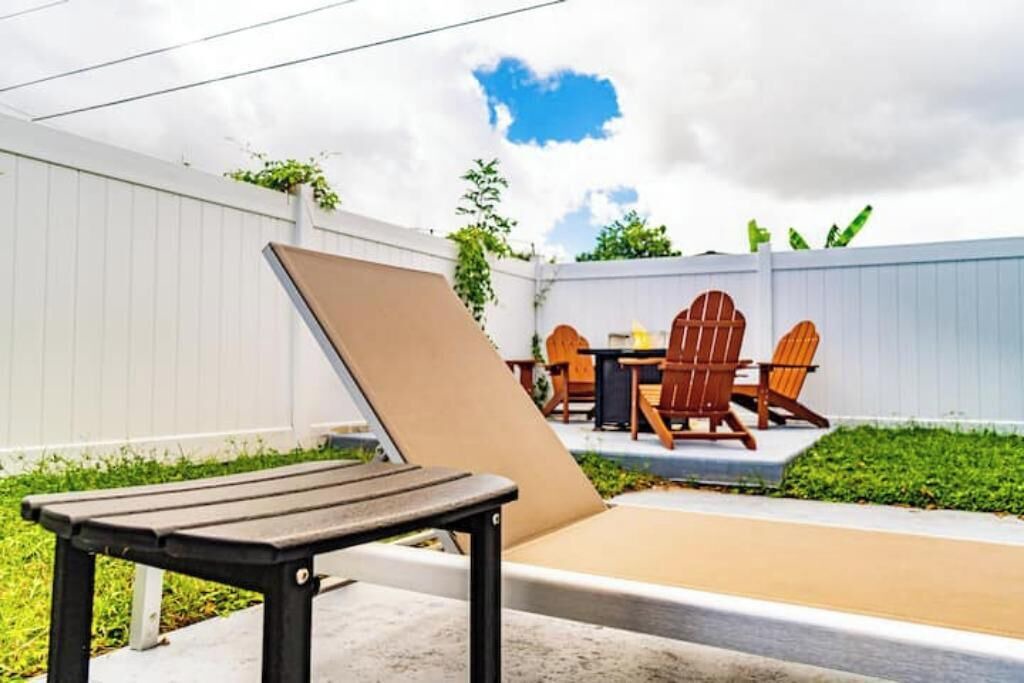 Photo of Patio Balcony in West Hollywood