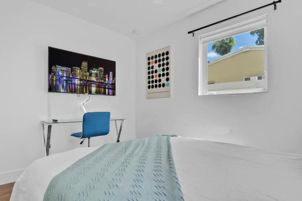 Photo of Bedroom in West Hollywood