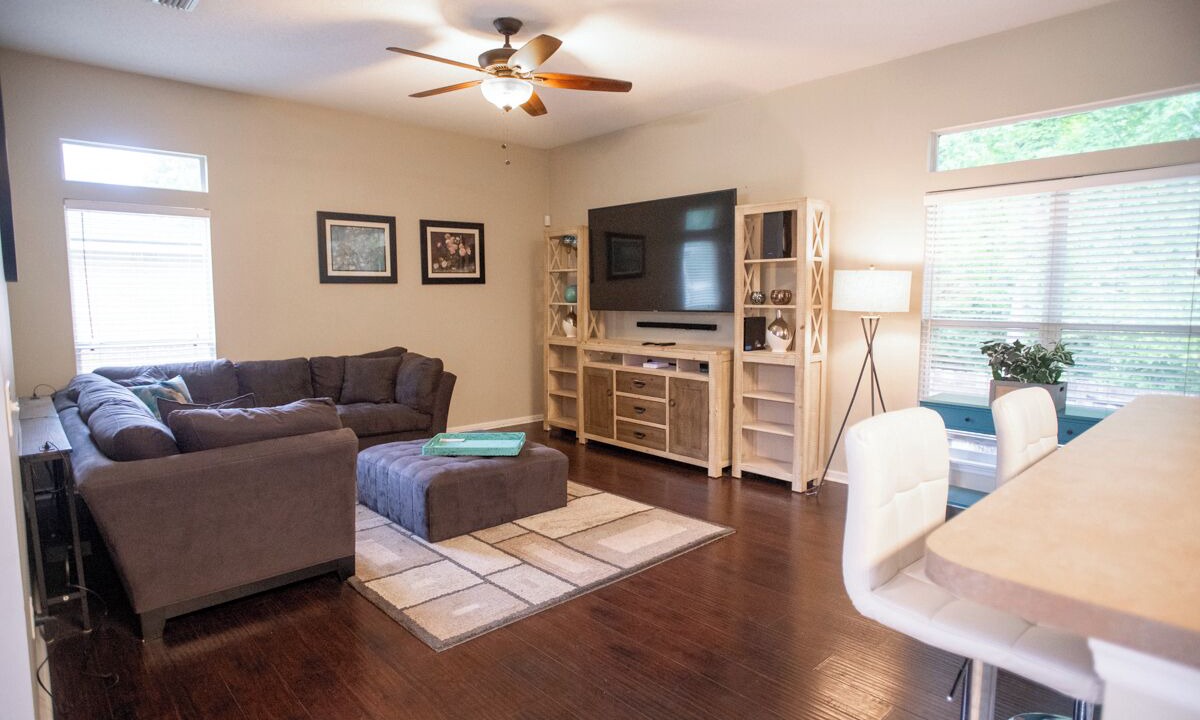 Photo of Livingroom in Doctors Inlet